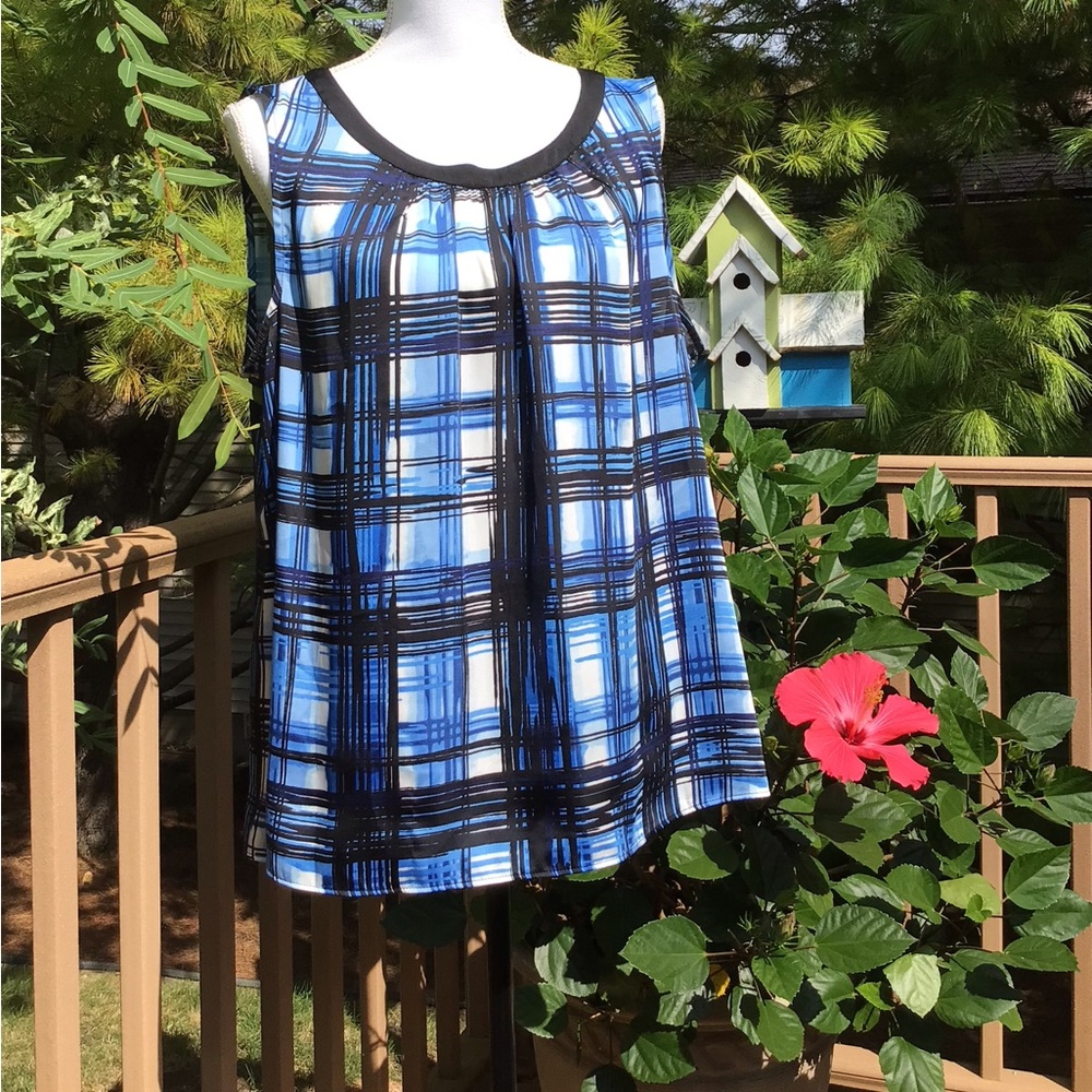 Dana Buchman Sleeveless XL Top